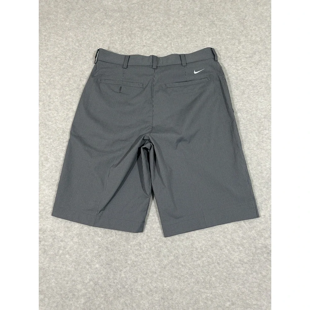 Nike Golf Shorts Men's‎ 30 Chino Grey Striped Performance Standard Fit